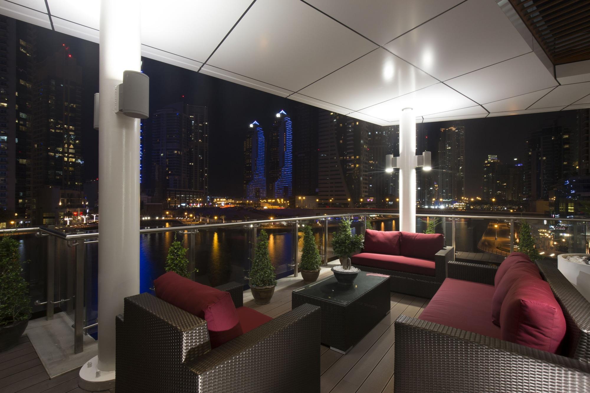 La Verda Suites And Villas Dubai Marina Exterior photo