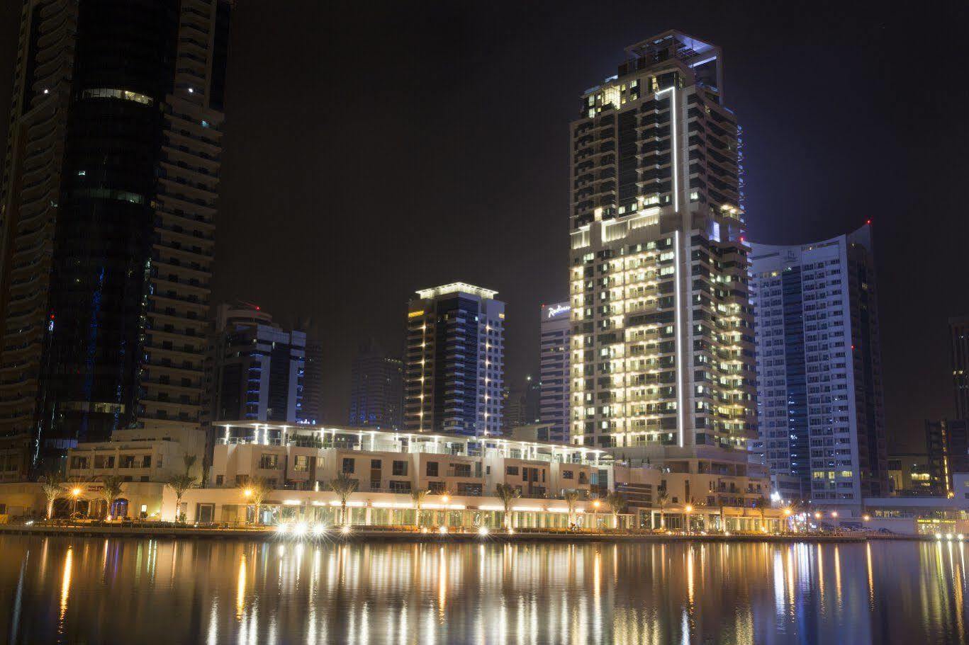 La Verda Suites And Villas Dubai Marina Exterior photo